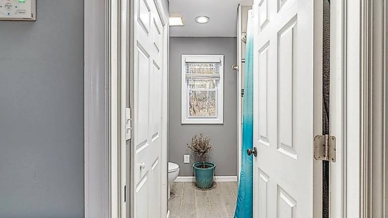 Two-bedroom Barry Lakes ranch is newly renovated Two-bedroom Barry Lakes ranch is newly renovated