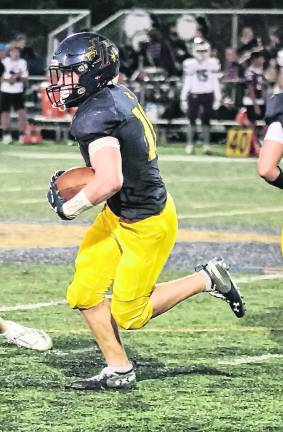 Jefferson kick returner Christopher Connolly is on the move with the ball. Connolly scored Jefferson's only touchdown.
