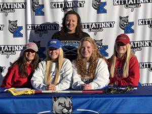 Four Cougars sign NLIs to continue lacrosse careers
