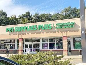 Pet Supplies Plus has a new Byram location.