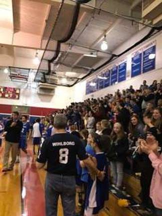 The crowd explodes when the eighth point is scored.