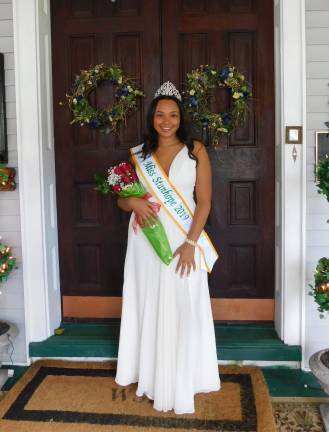 Faith Jenkins is crowned Miss Stanhope at the Whistling Swan Inn on Saturday, June 22, 2019. (Photos by Mandy Coriston)