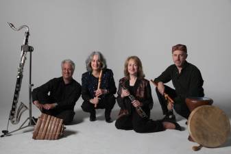 The Hevreh Ensemble will present a concert to benefit the citizens of Ukraine at Christ Church Newton.