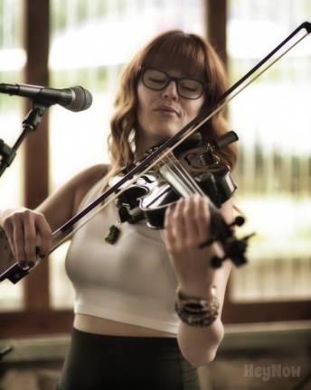 Violinist Nicole DeLoi will perform Saturday at the Glenwood. (Photo by Jeremy Brecher, Hey Now Photography)