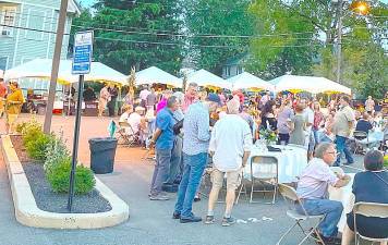 Tickets going fast for popular Taste of Newton