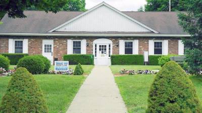 Stanhope municipal building (Photo by Vera Olinski)