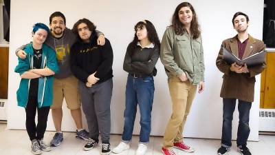 Cast of 21 Chump Street (from left): Alexis Borowic, Davis Villa, Anthony Guerra, Isabella Ruth Cruz, Jacke Jackson and Alex McCully (Photo provided)