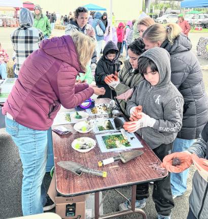 SCMUA hosts 19th annual Earth Day event for area students