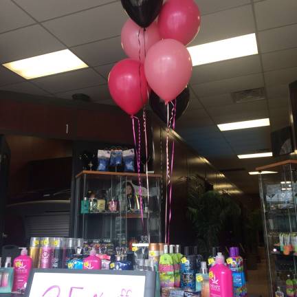 Riviera tan recently celebrated its 12th anniversary with free tans. Photos by Laurie Gordon