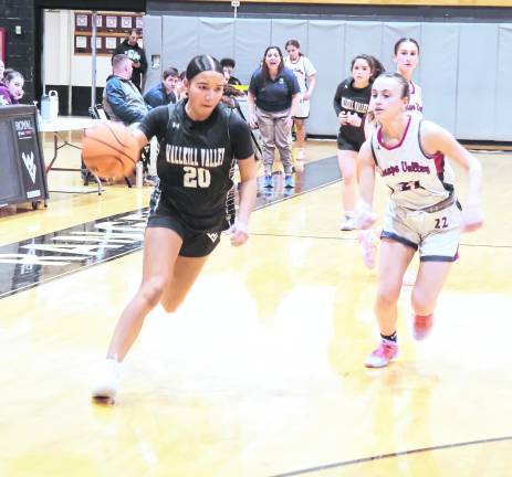 Wallkill Valley's Jordyn Trinkleback (20) scored 9 points.
