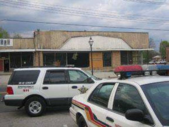 BREAKING NEWS: Vacant building collapse investigated