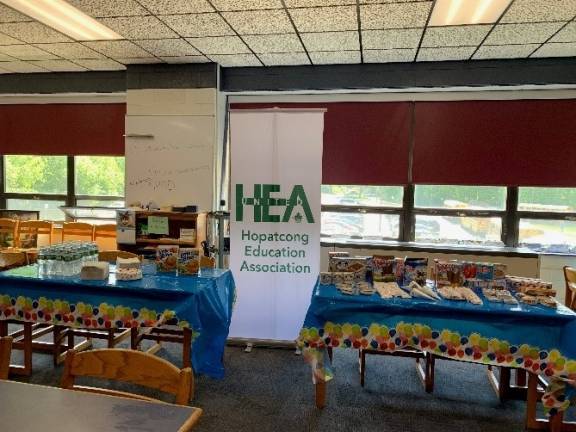 The Hopatcong Education Association held an ice cream social in the Middle School Library as a thank you to volunteers for their hard work.