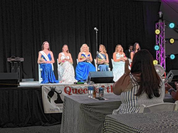 <b>The finalists for Queen of the Fair.</b>