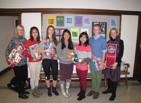 Pictured from left: Cassi Gerdsen, Director of Campus Photography, is joined by Blair Academy students Emily Choi, Alecia Mund, Emily Wan, Trang Duong, Christopher Berry-Toon and Kaye Evans, Coordinator of Community Service.