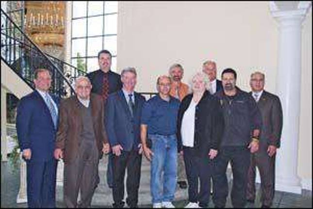 Ronetco employees recognized for service
