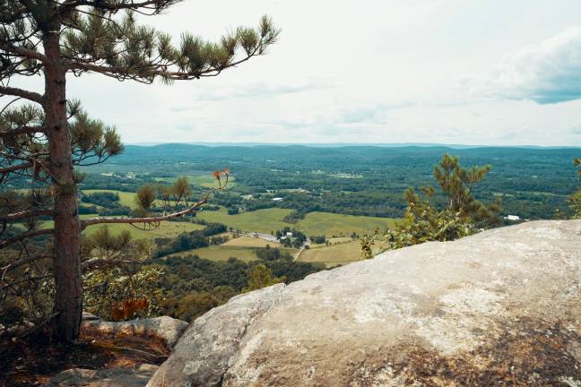 <b>View from top of the Stairway to Heaven Trail.</b>