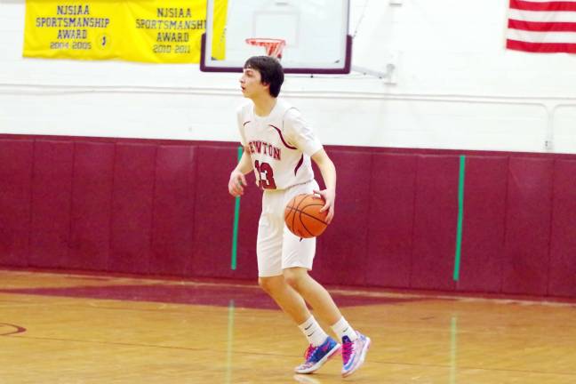 Newton's Jake Tarabokija scored fifteen points.