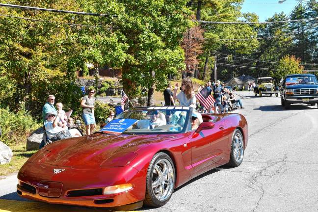 <b>State Assemblyman Mike Inganamort, R-24, rides in the parade.</b>