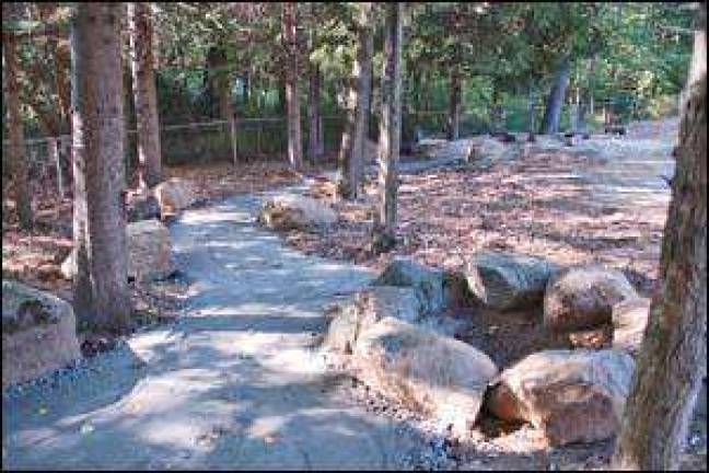 Hilltop builds new, natural playground