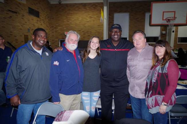 Football legend O.J. Anderson with friends and fans Gene Tolliver of East Orange, N.J., Frank Kreitler of Morristown, N.J., Alexa Walsh, Mike Walsh and Suzanne Walsh of Rockaway, N.J.