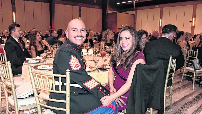<b>SSgt Carlos Serna and his wife, Stefania Pena, of Newton</b>