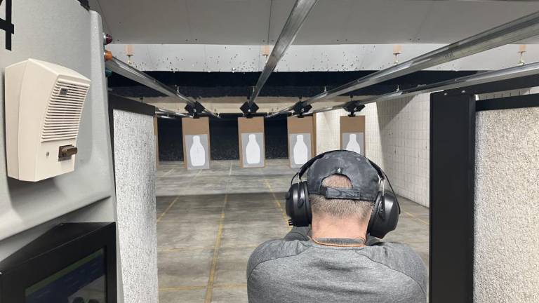 Firing range open to gun owners