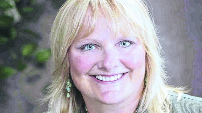 <b>Denise Wennogle</b>