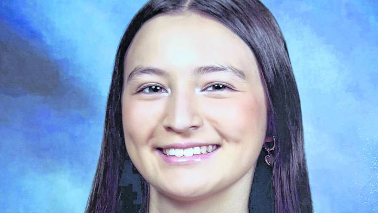 <b>Isabella Doogan, Sparta</b>