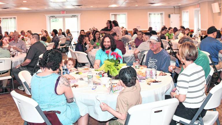 <b>A Mother's Day Beefsteak was held to benefit the Sussex County Arts and Heritage Council and The Center of Prevention and Counseling.</b>